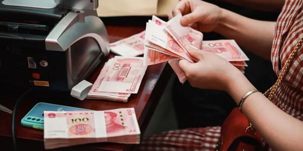 润滑油工资提成制度.jpg 员工工资是不能扣的,怎么管理制约员工呢?