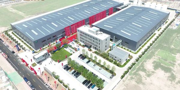 圣保路润滑油厂.jpg 圣保路入围国家级绿色工厂,展现双碳时代绿色智造力量