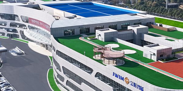 江苏金旺智能科技.jpg 润道学院走访润滑油灌装机头部企业江苏金旺智能